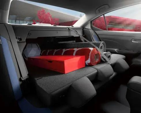 Nissan Versa - assentos rebatíveis